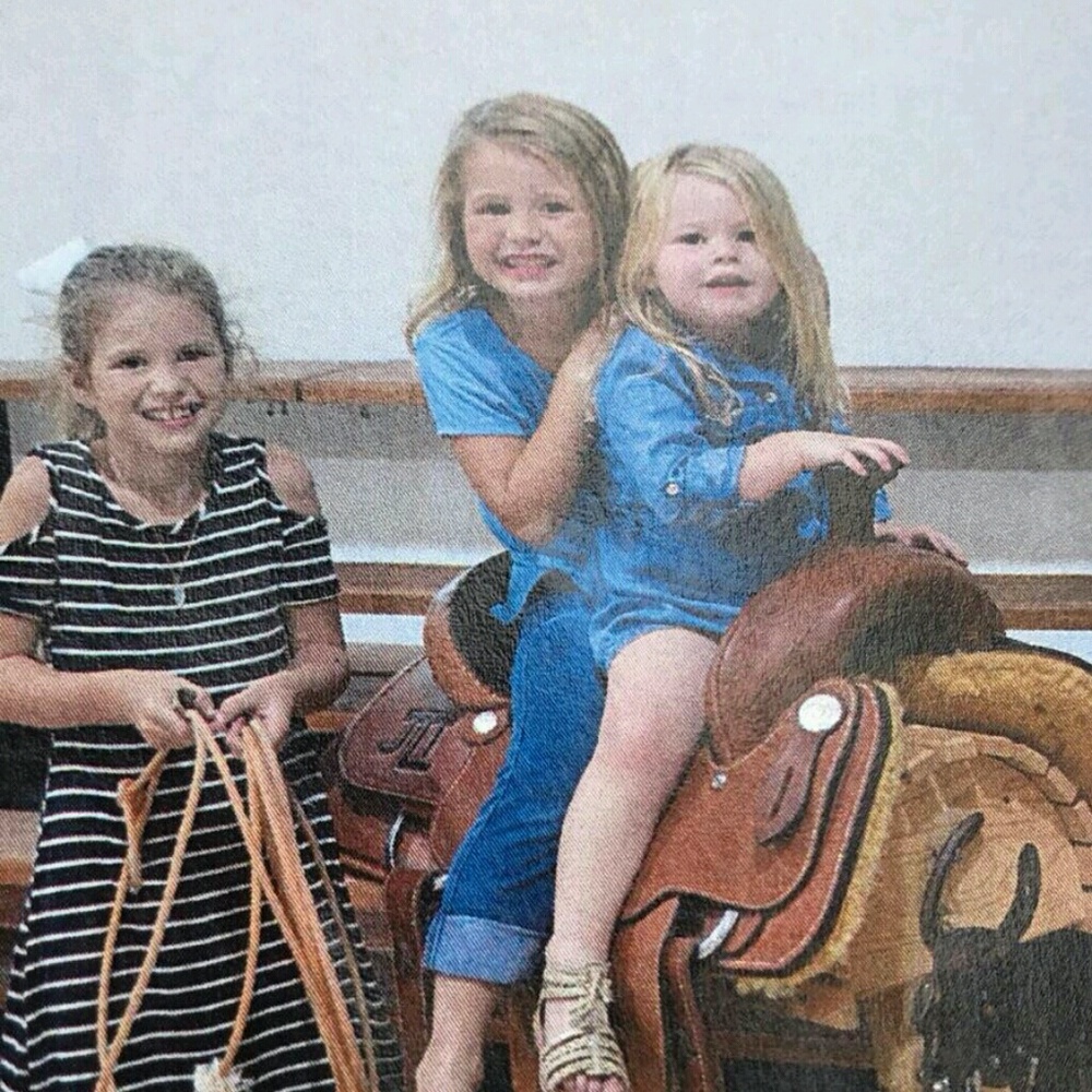 Meet your Posher, Kefi